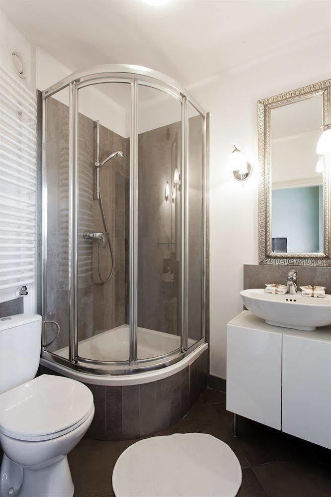 Angel House Bed & Breakfast Краков Экстерьер фото