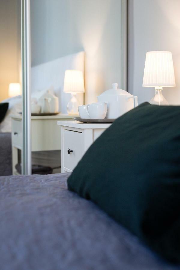 Angel House Bed & Breakfast Краков Экстерьер фото