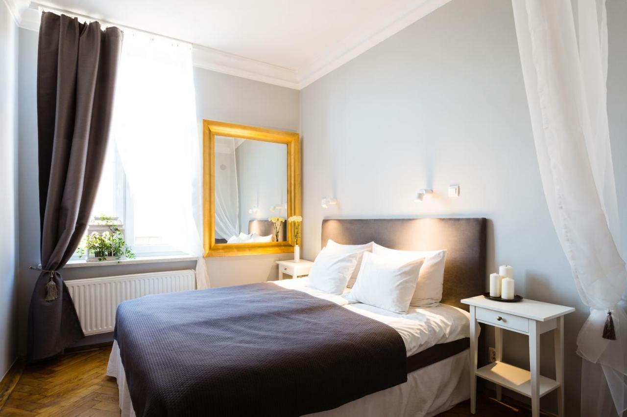 Angel House Bed & Breakfast Краков Экстерьер фото
