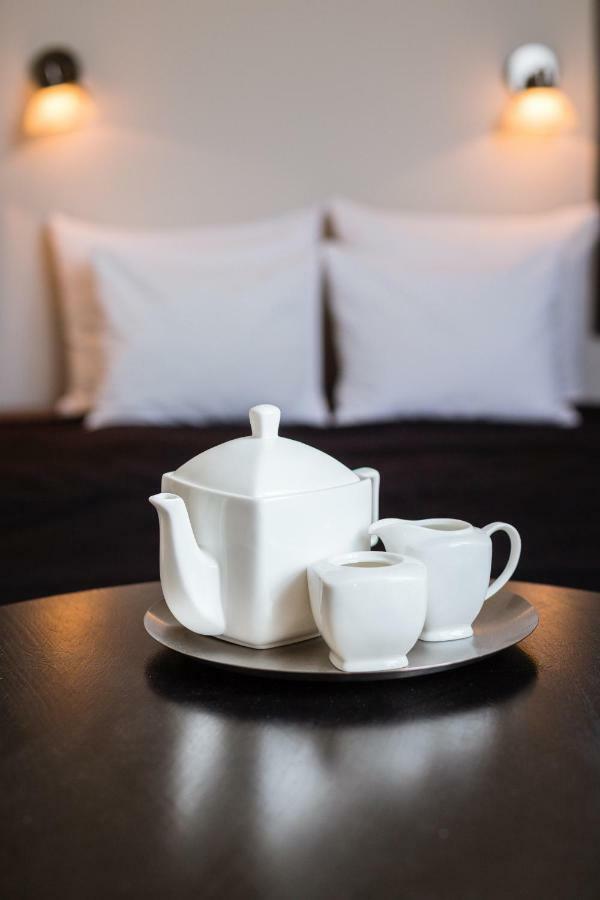 Angel House Bed & Breakfast Краков Экстерьер фото