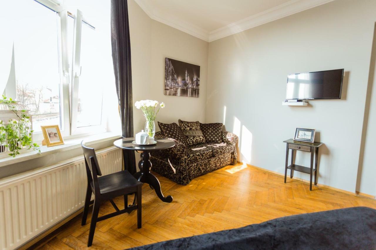 Angel House Bed & Breakfast Краков Экстерьер фото